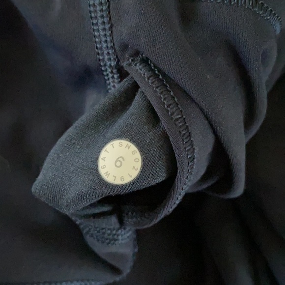 Lululemon leggings - Picture 4 of 4